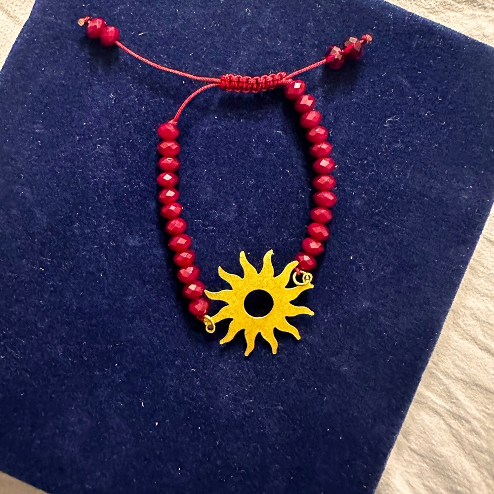 18k gold Sun Charm bracelet